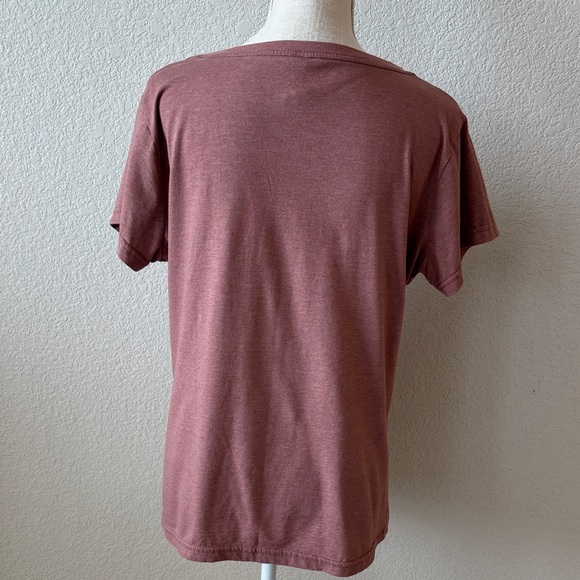 Disney Women's Mauve Short Sleeve Tee XL - Picture 4 of 7
